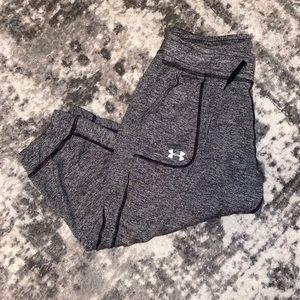3/$15 under armor capris